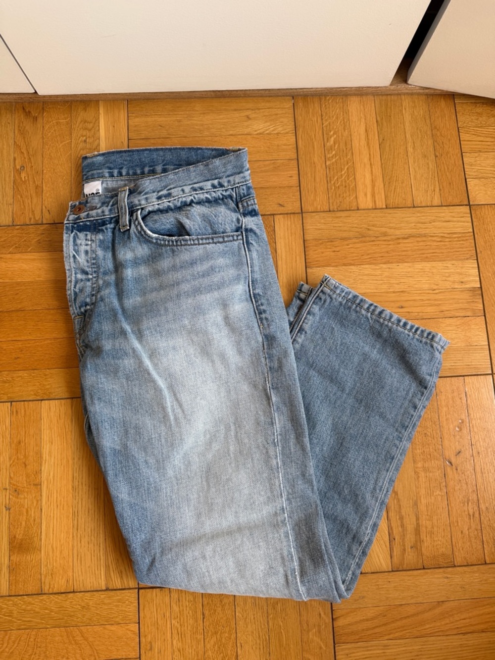 Low Rise Light Wash Straight Leg Jeans
